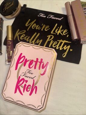 Too Faced Pretty Rich Eyeshadow Palette with Pink and Gold Accents 4-Bundle Pkg